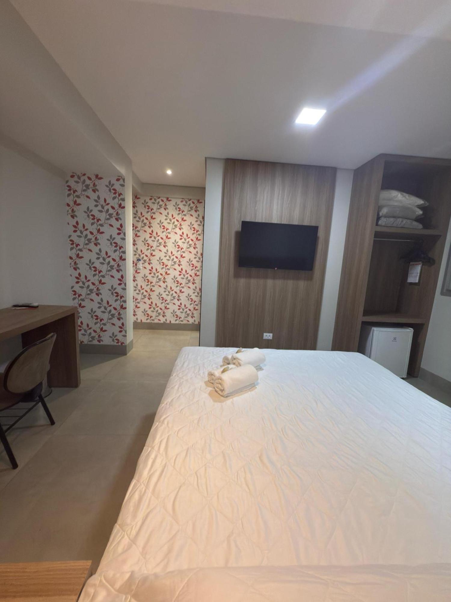 Hotel Santa Maria Campo Mourão Kültér fotó